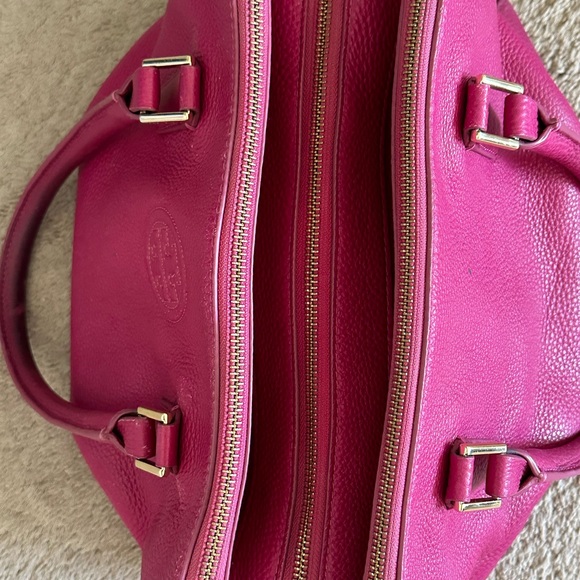 Tori Birch Fuchsia bag used - Picture 4 of 17
